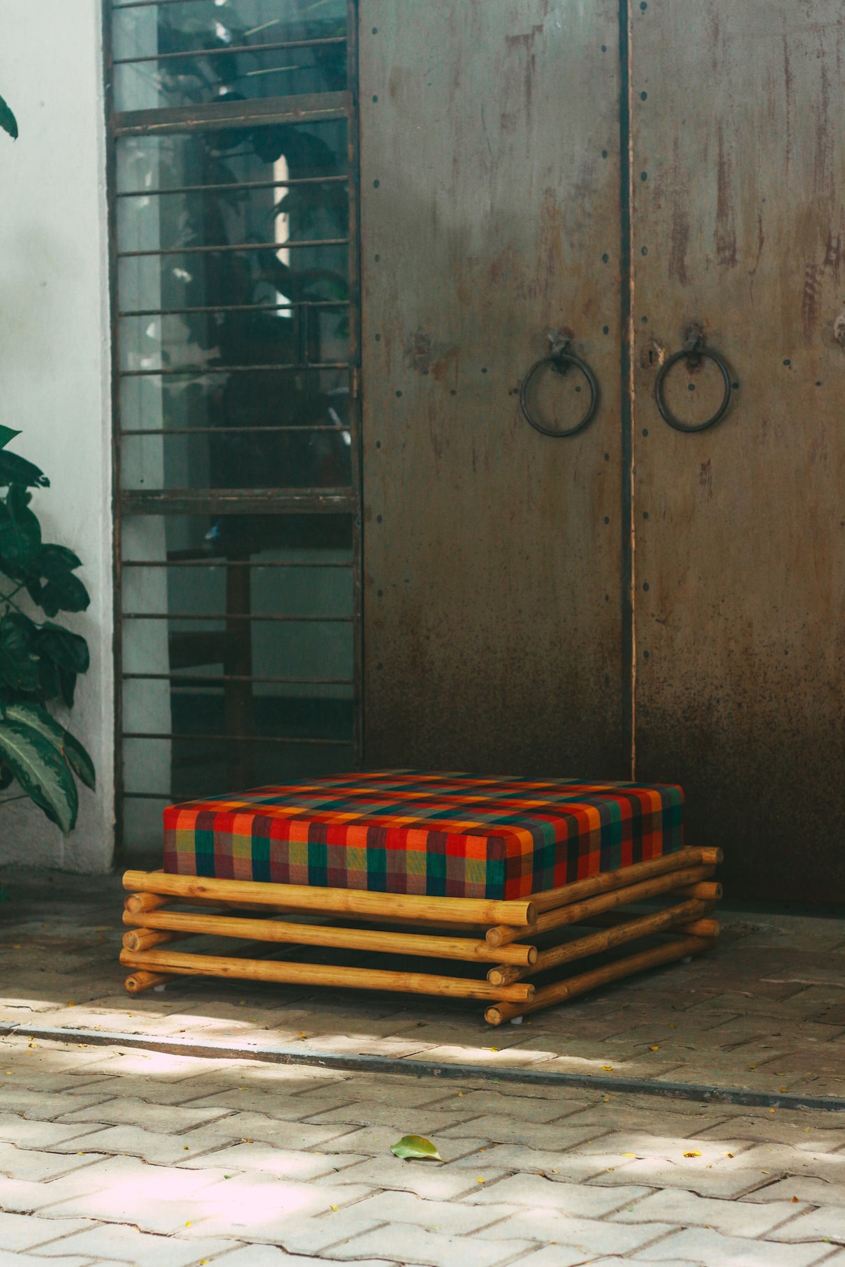 Sarkk Pouf 30" - Chequered