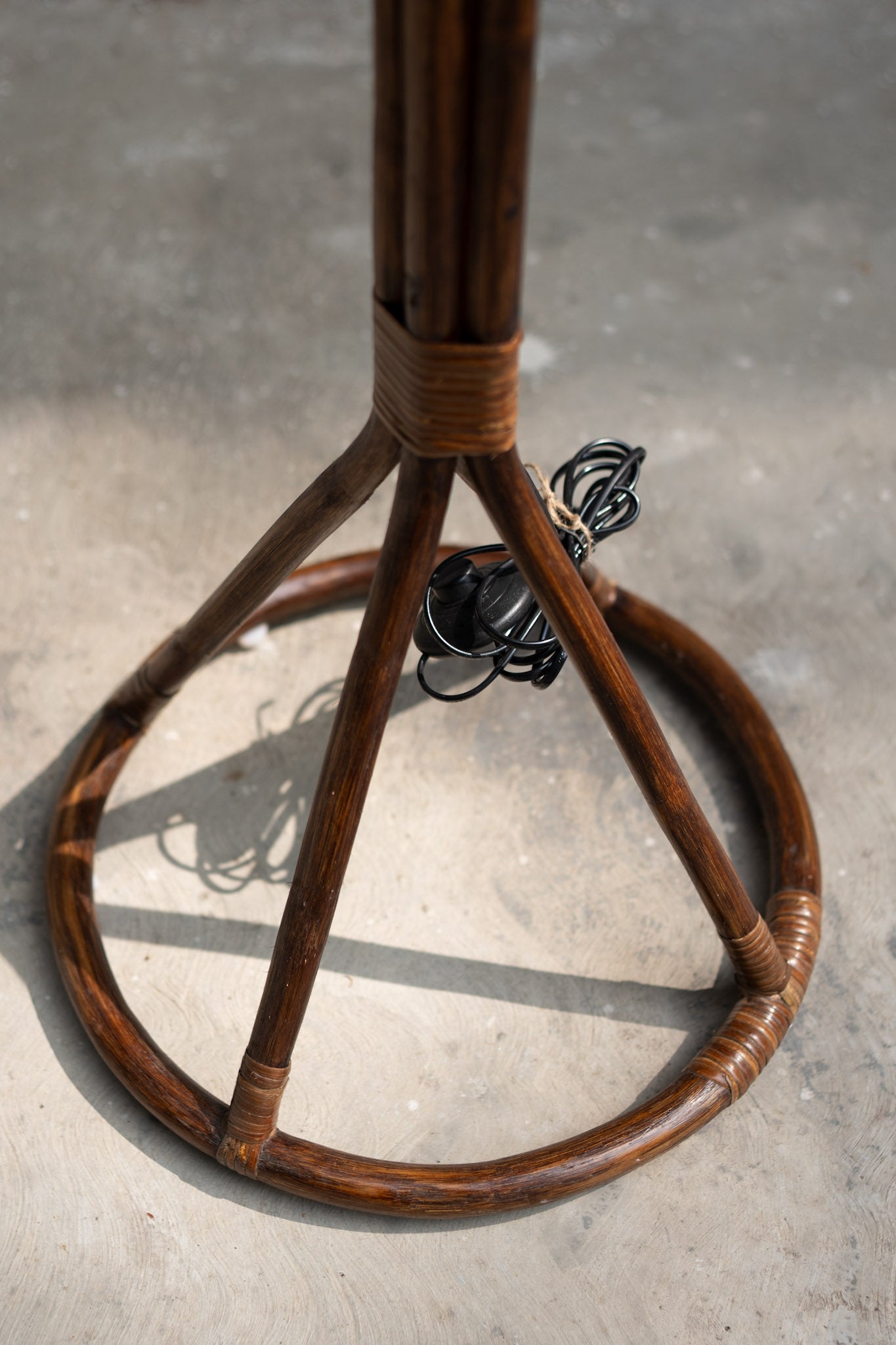 Serafi Rattan Floor Lamp