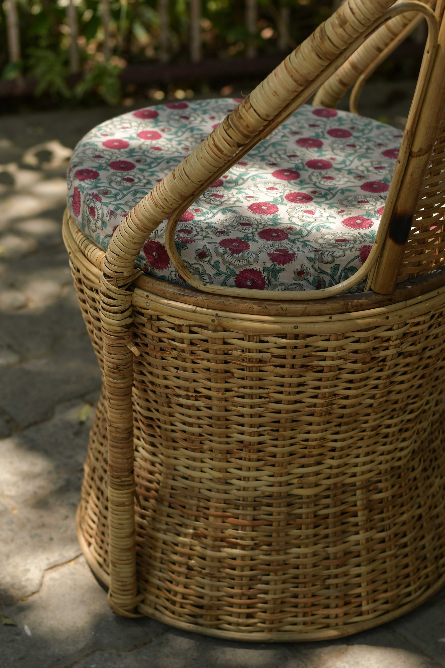 Amareta woven chair