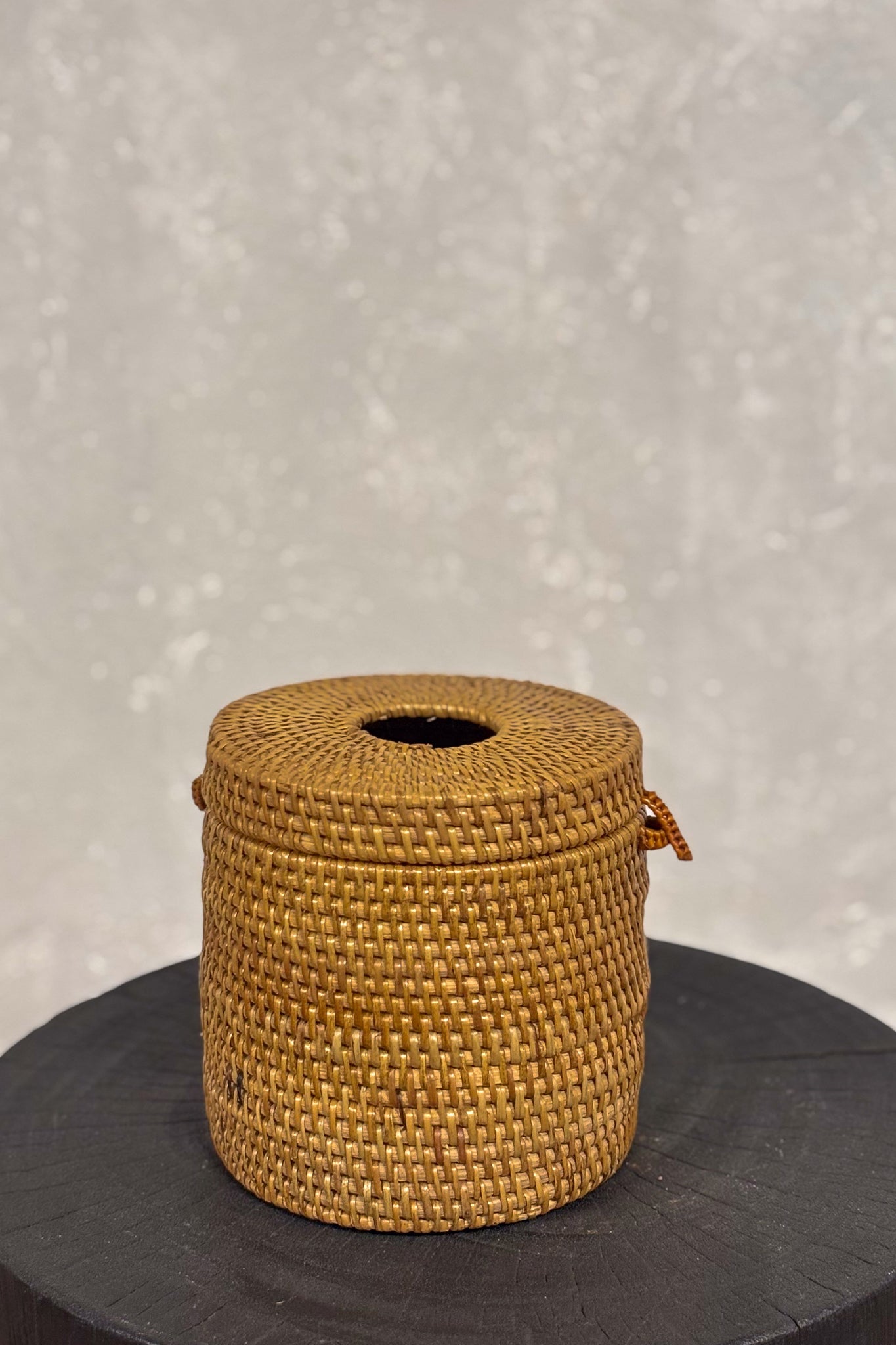 Midori Paper Napkin Holder - Round