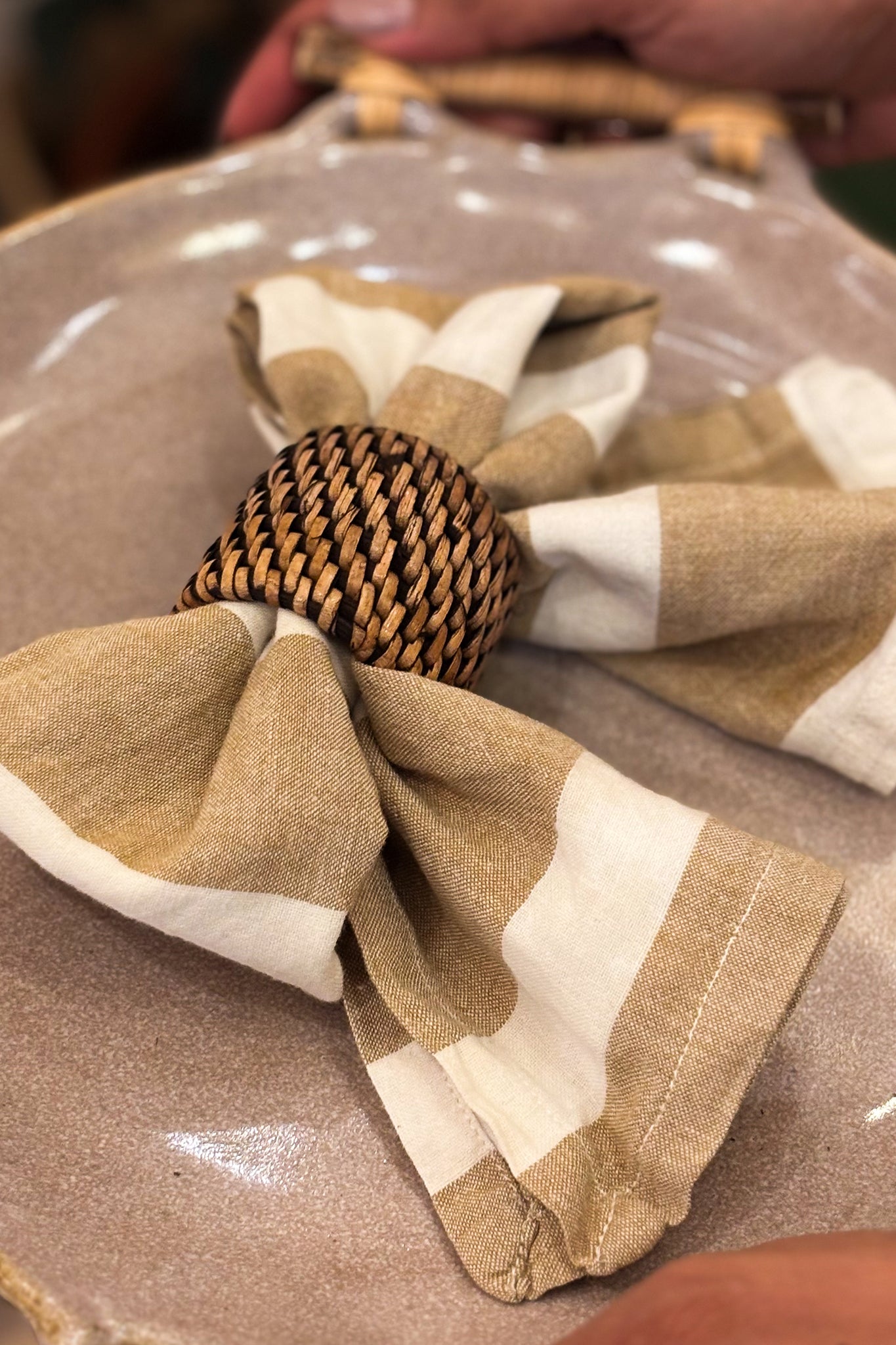 Midori Napkin Ring (set of 2)- Round