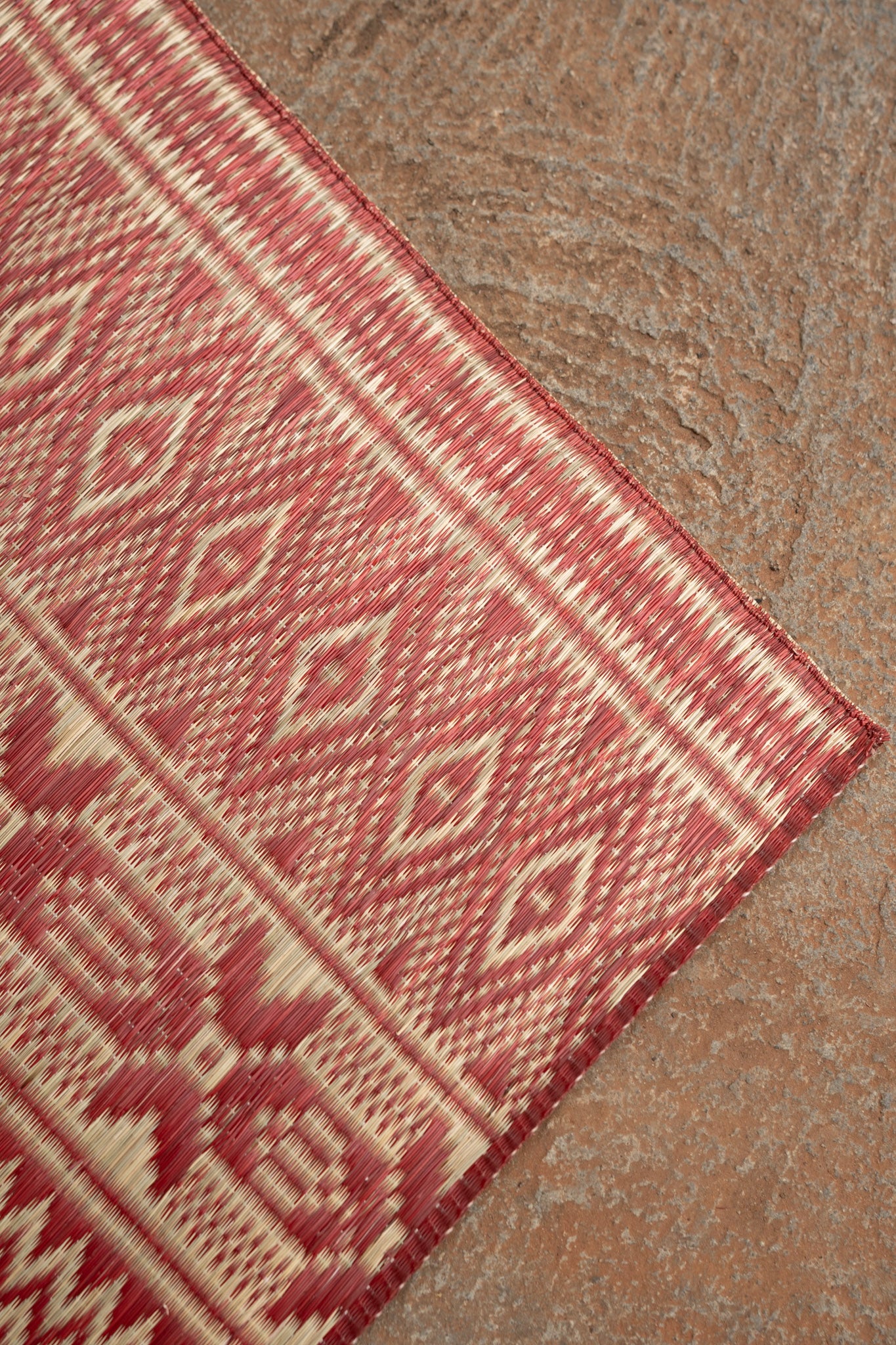 Damini Fine Floor Mat Red with Natural