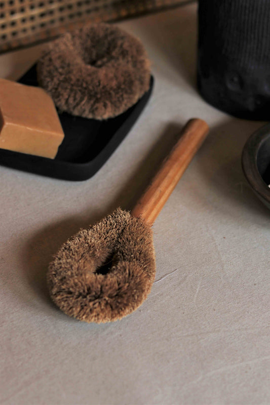 Coconut Vessel Scrubber