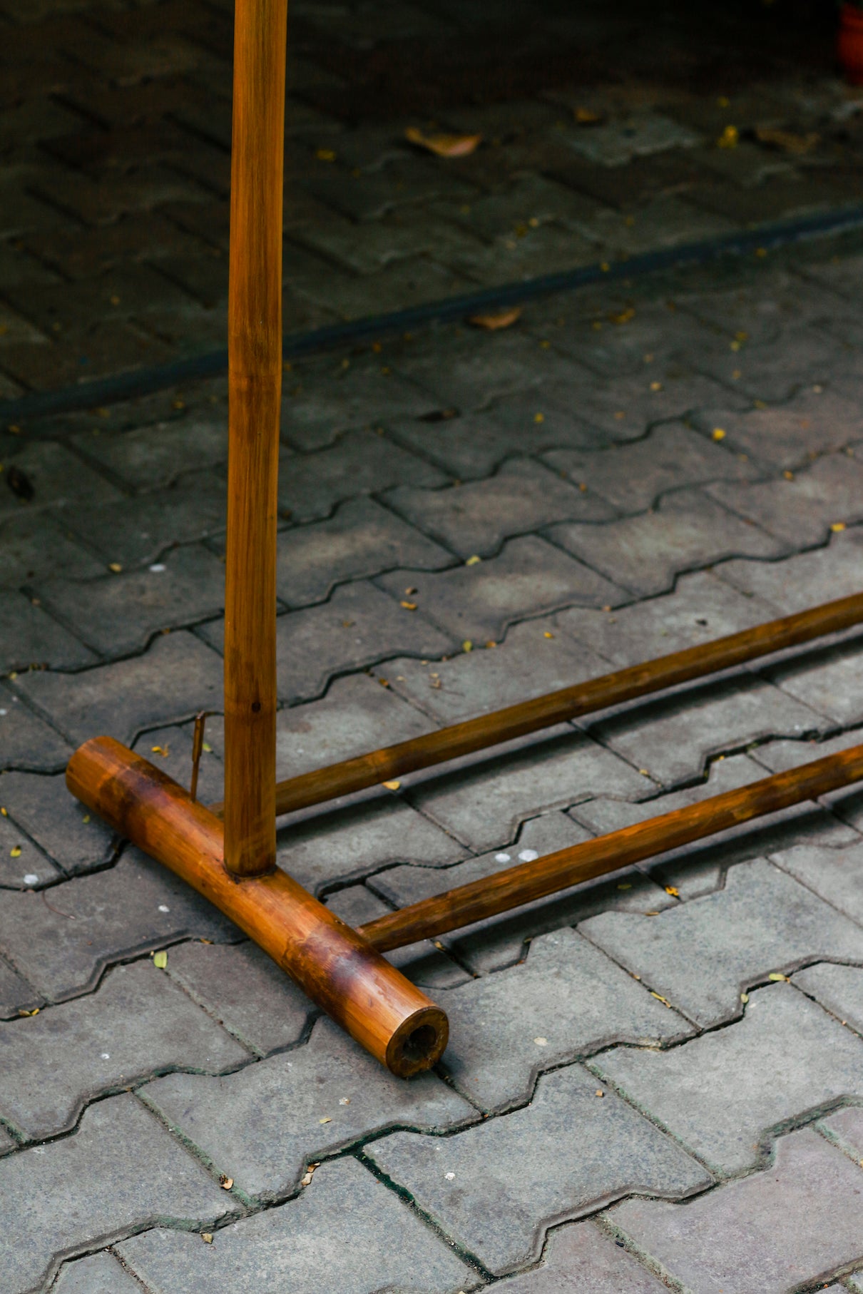 Kittuhaki Clothes Stand (Walnut)