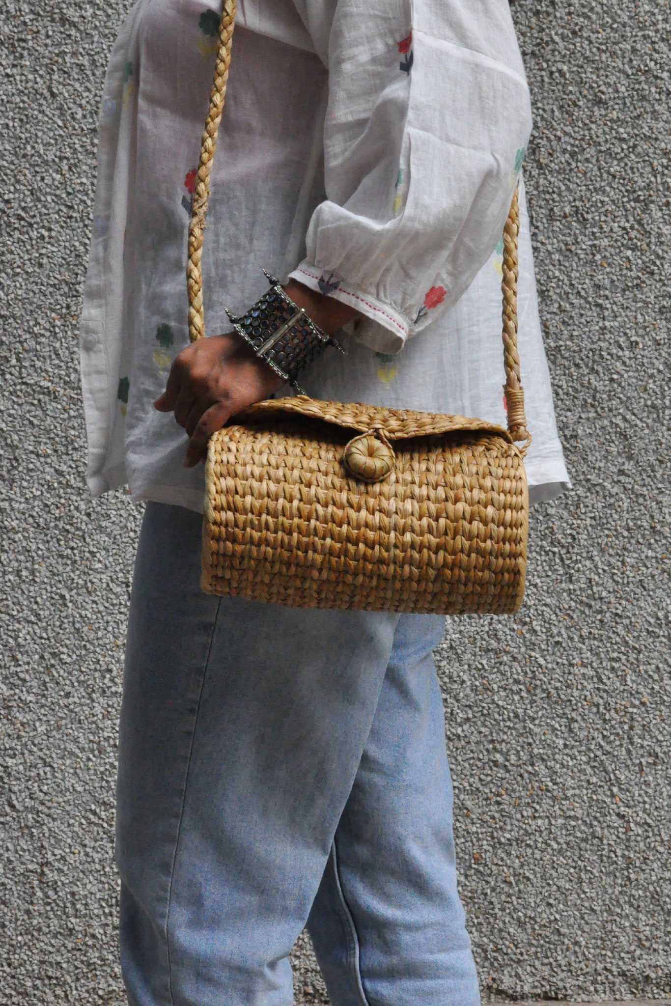 Shang Kouna Sling Bag