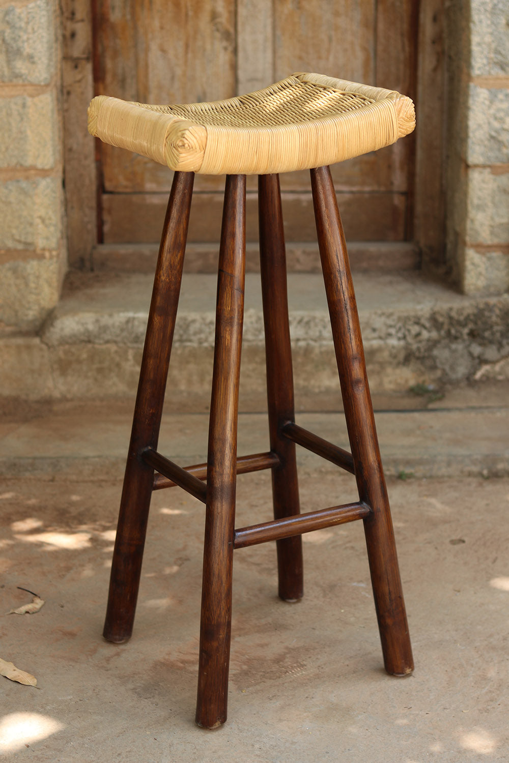 Meehkoe Bar Stool (Walnut)