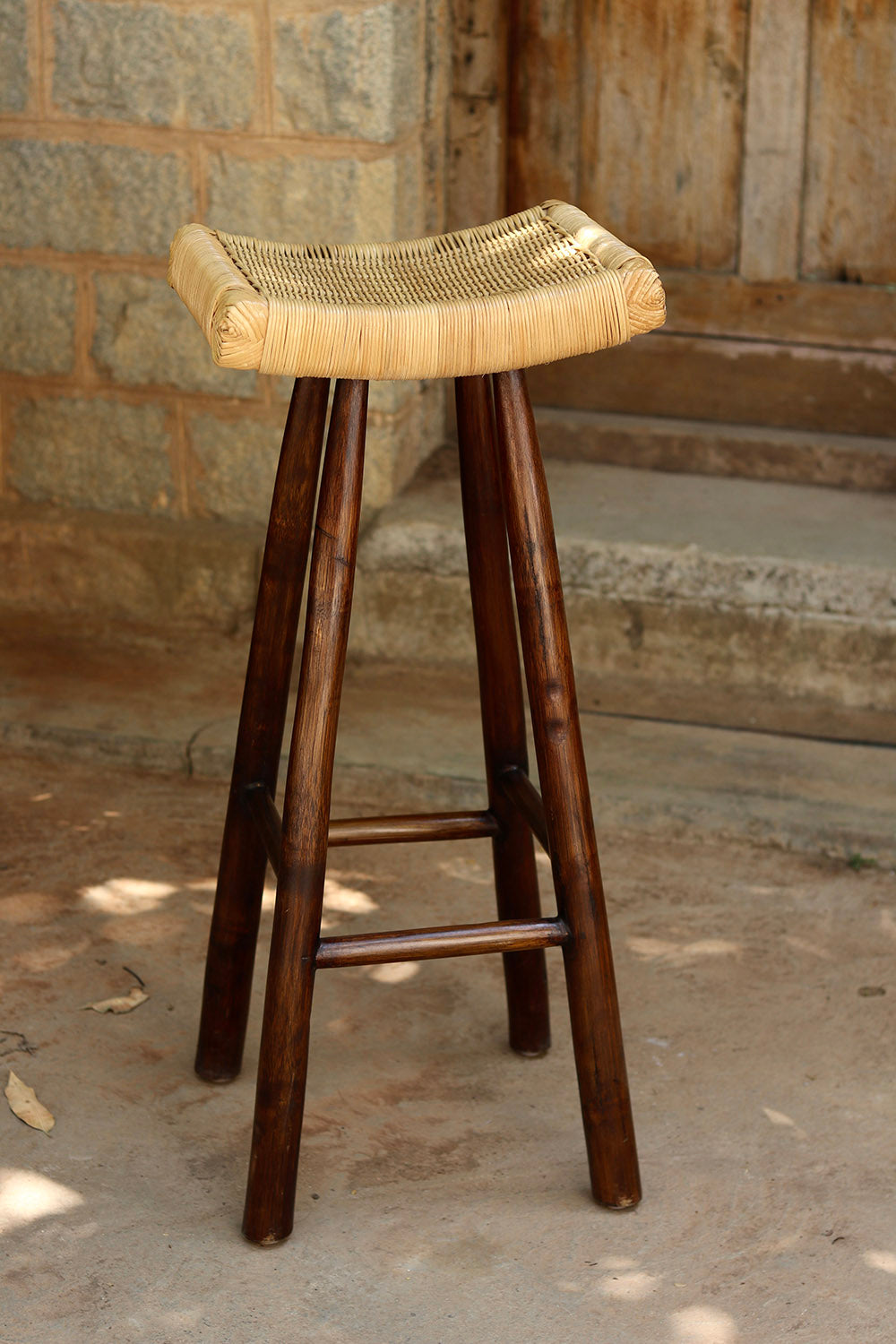 Meehkoe Bar Stool (Walnut)