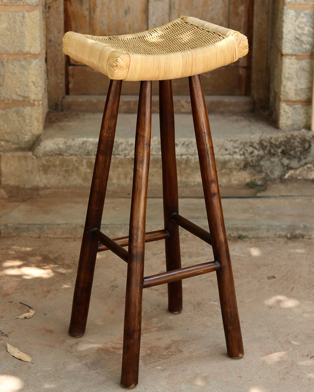 Meehkoe Bar Stool (Walnut)