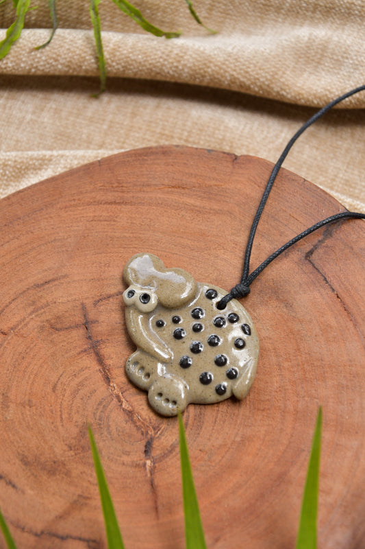 Little Aanai Pendant