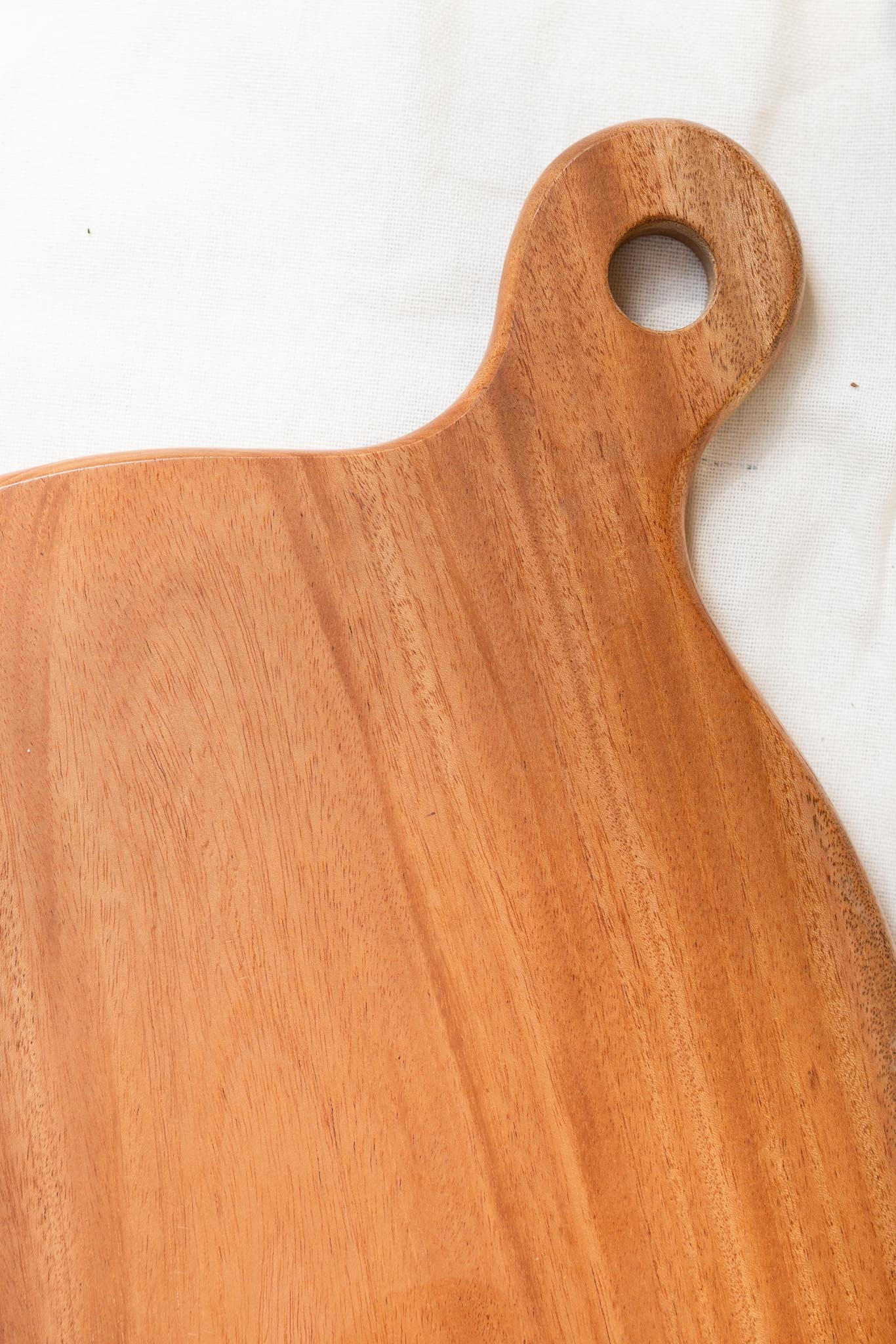 Neem Wood Round Cutting Board