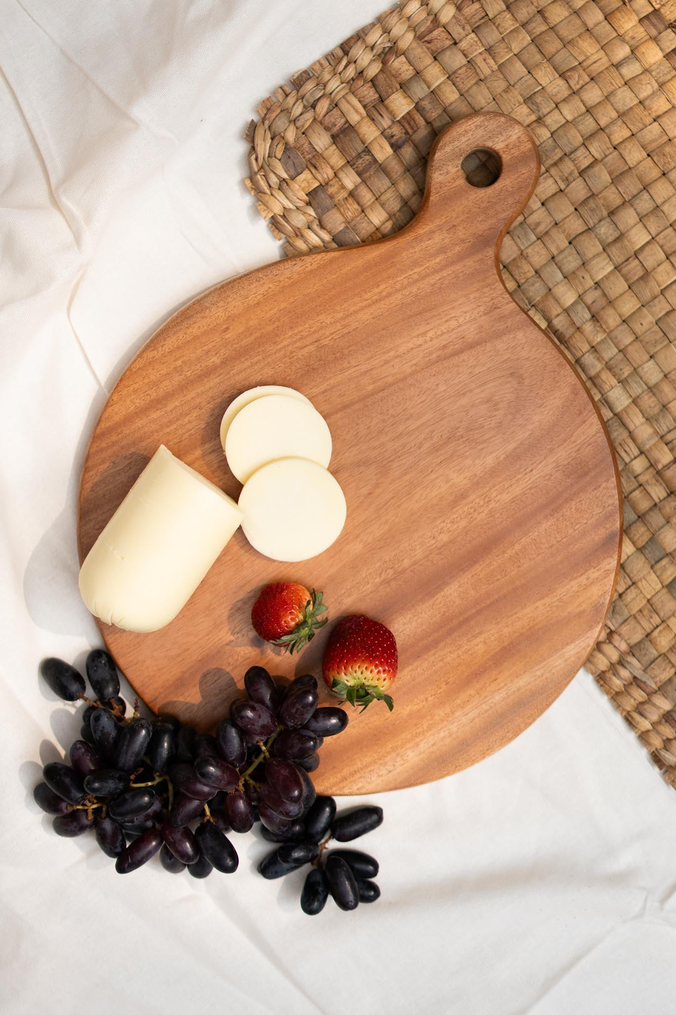 Neem Wood Round Cutting Board