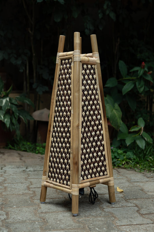 Golden woods Bamboo Floor lamp ( Walnut - Pineapple Natural Bud Brown mat)