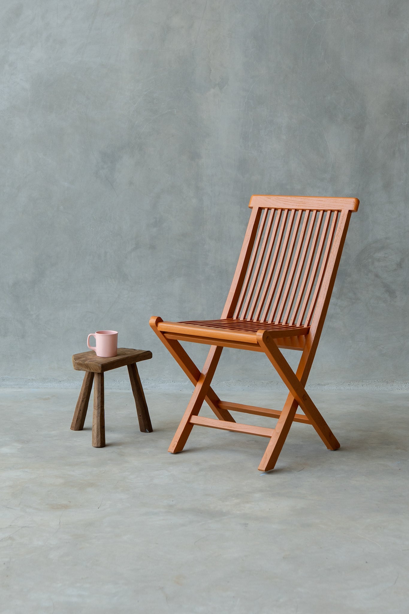 Iro Folding Chair - Solid Sunburst Orange
