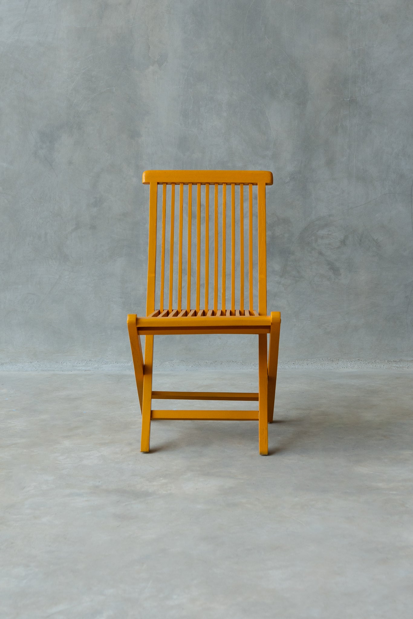 Iro Folding Chair - Solid Saffron Yellow