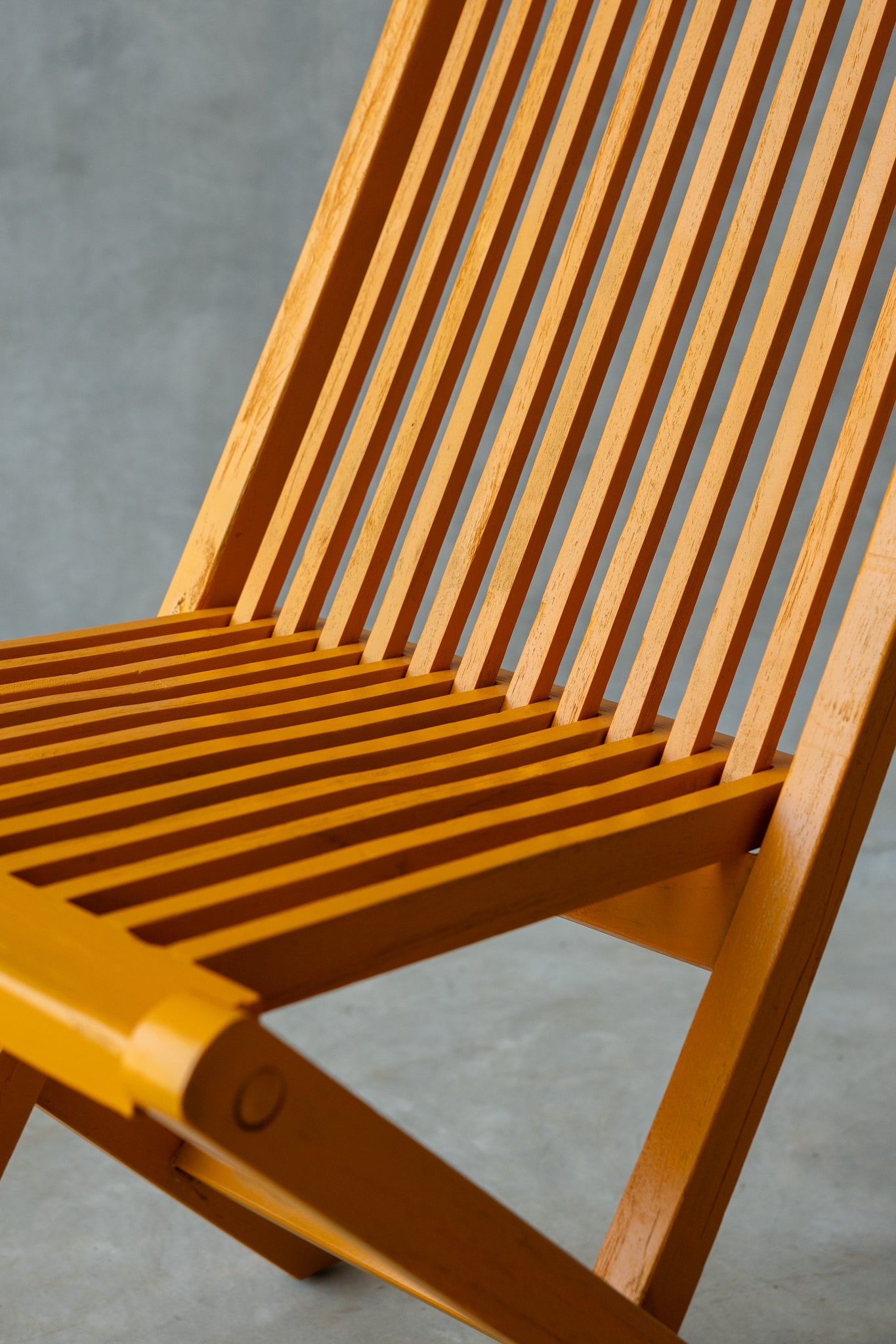 Iro Folding Chair - Solid Saffron Yellow