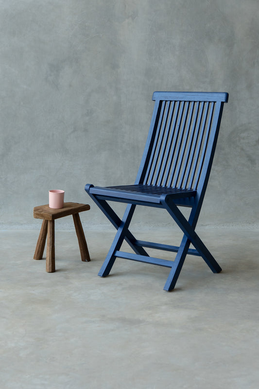 Iro Folding Chair - Solid Dark Blue