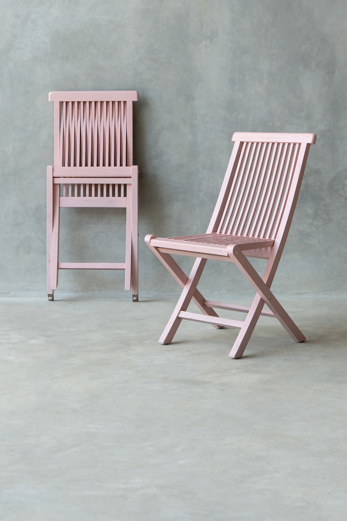 Iro Folding Chair - Solid Peach