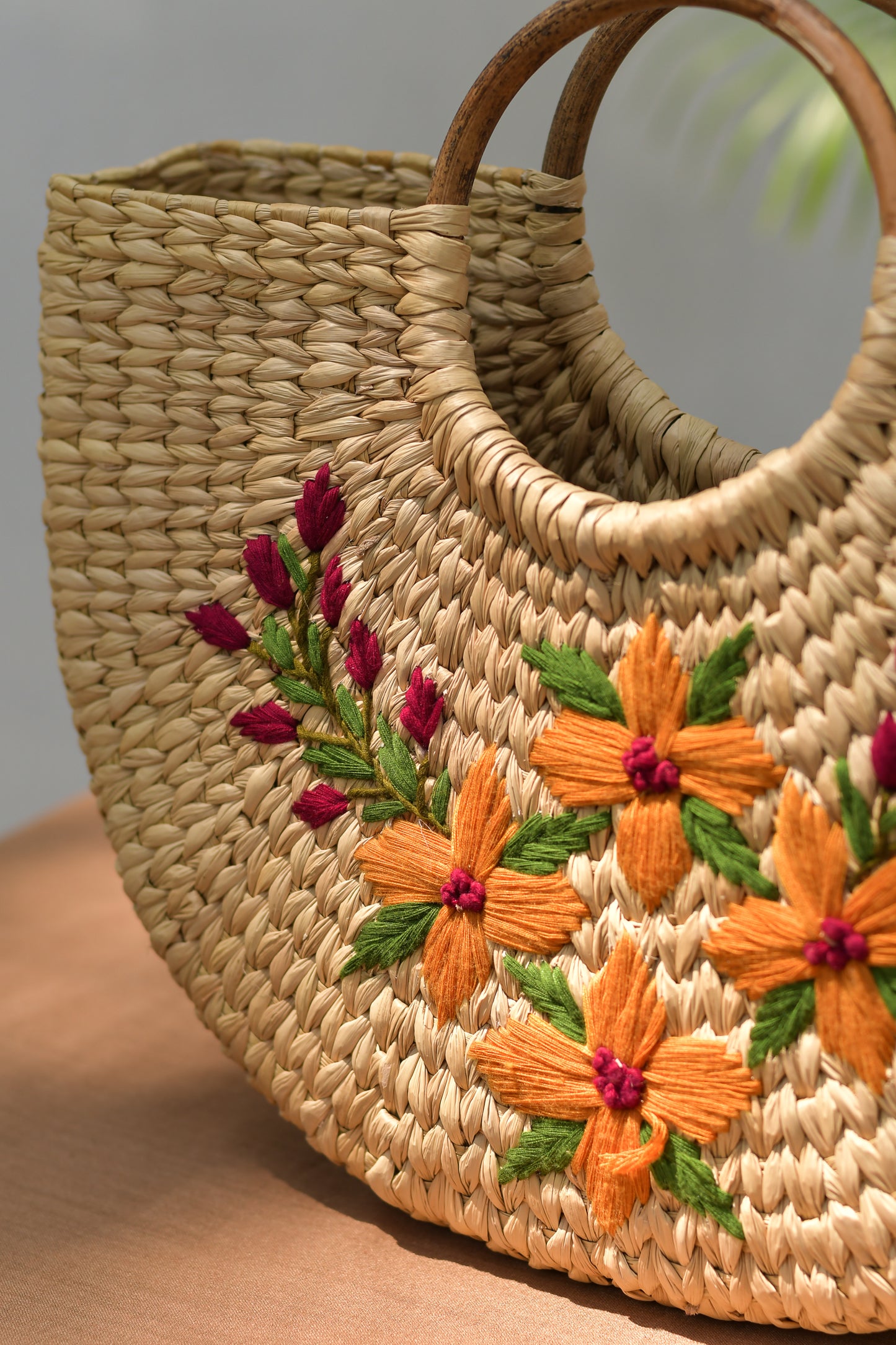 Kouna U Shaped Handbags with Embroidery