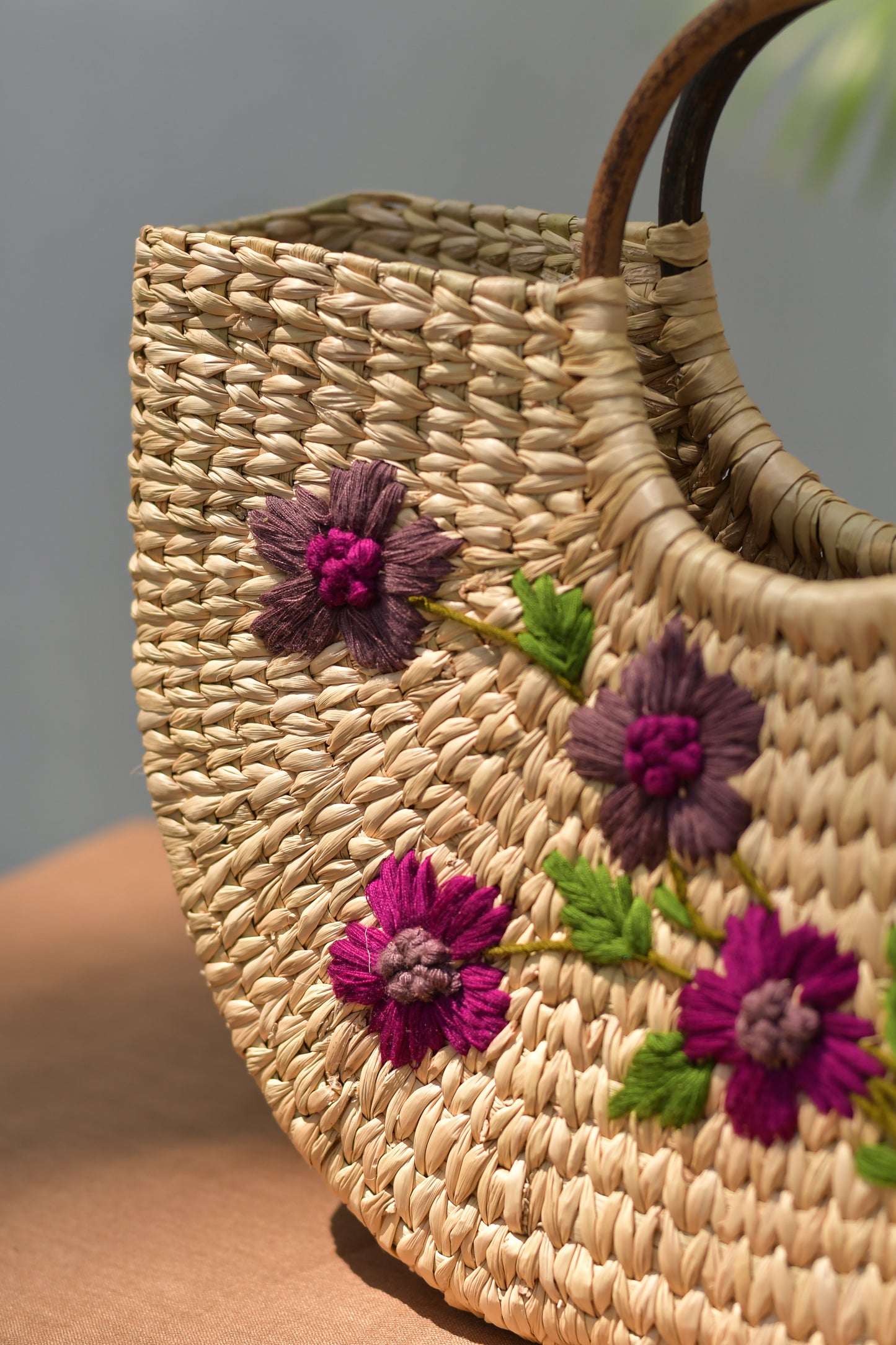 Kouna U Shaped Handbags with Embroidery