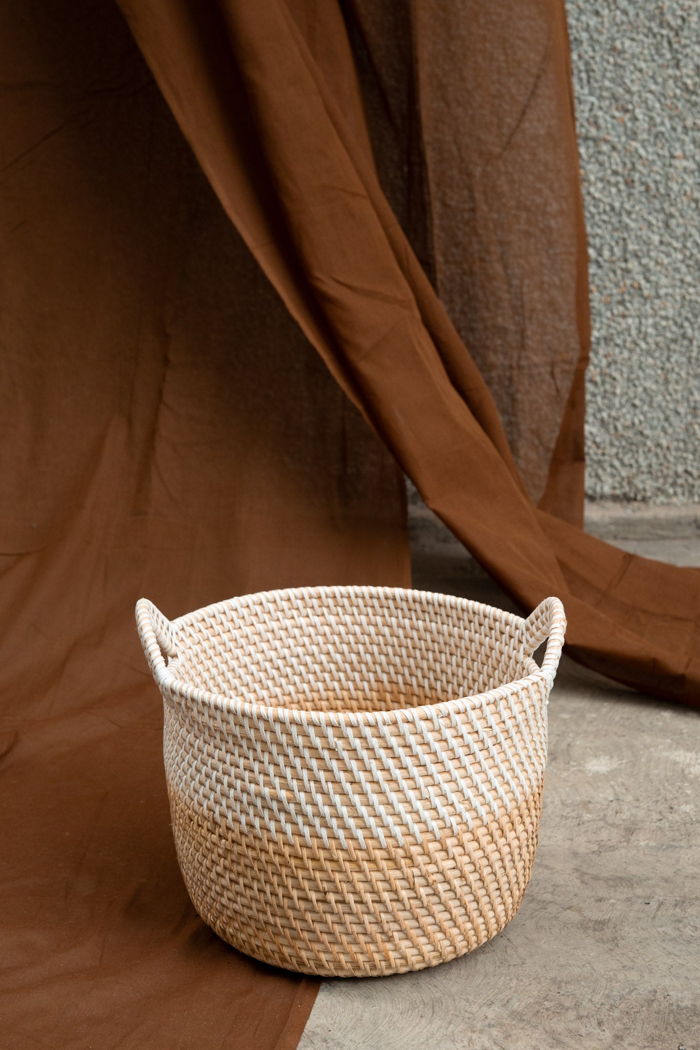 Midori White and Beige Basket