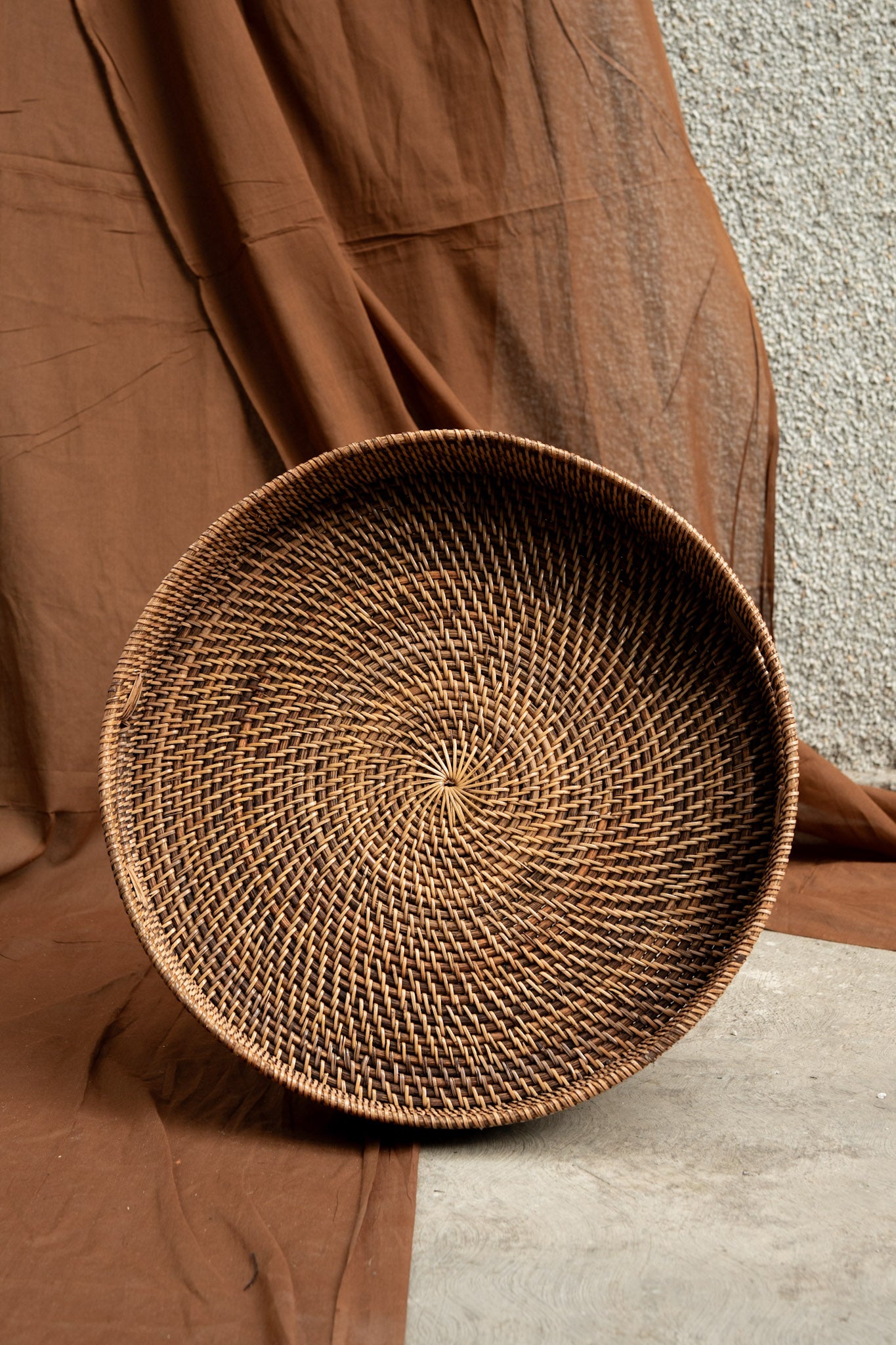 Midori Circle Tray With Handle