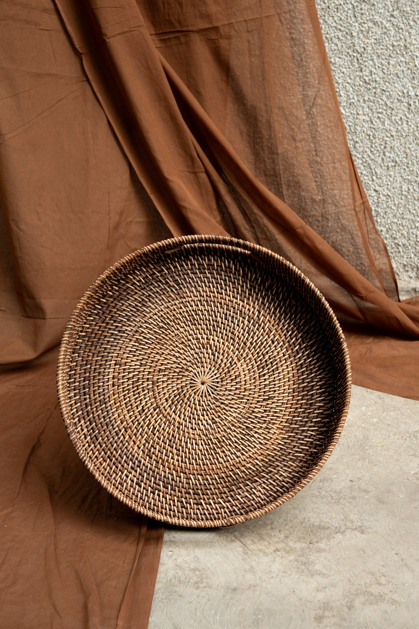 Midori Circle Tray With Handle
