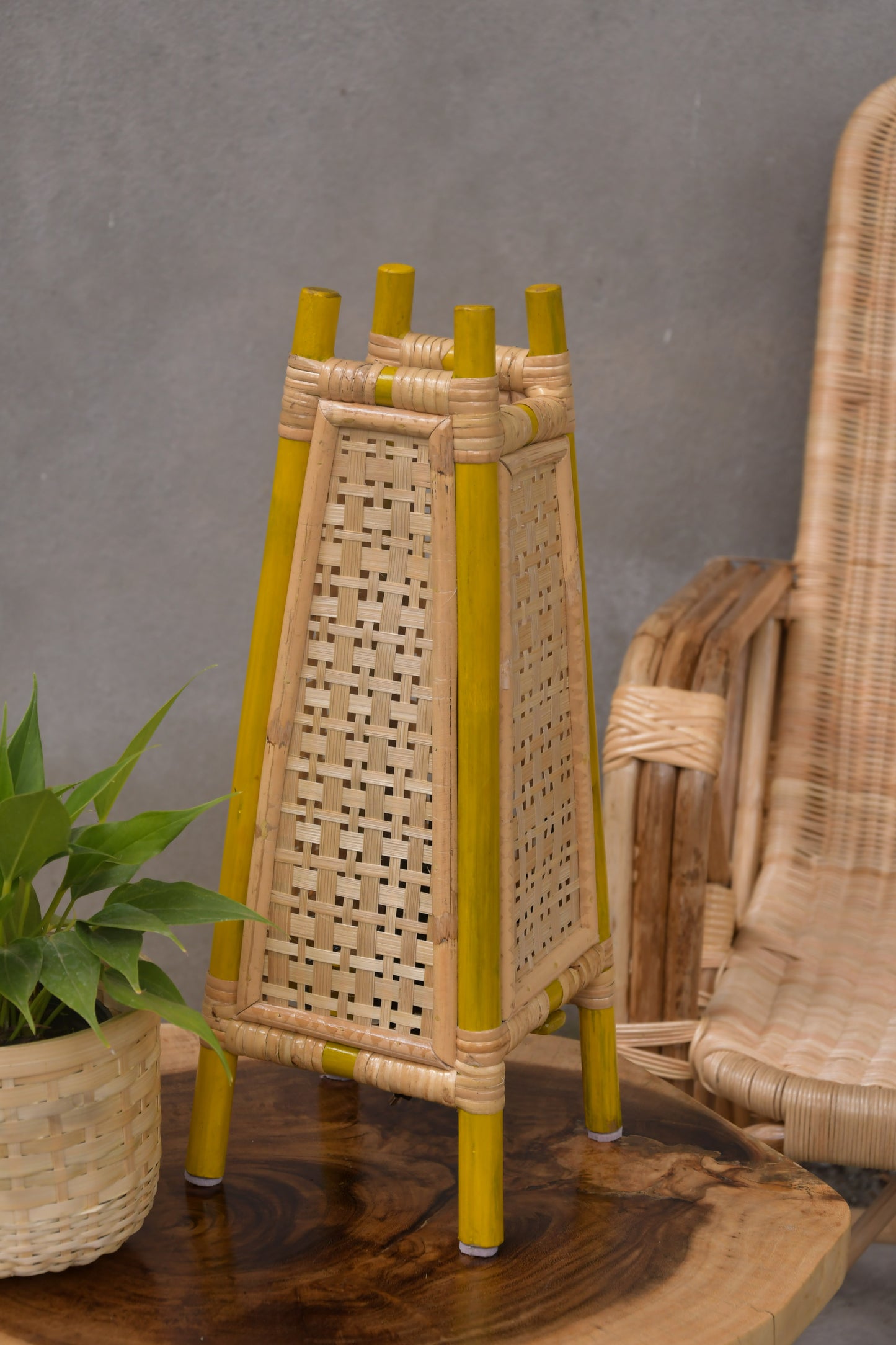 Golden Woods Bamboo Table Lamp - Yellow Natural