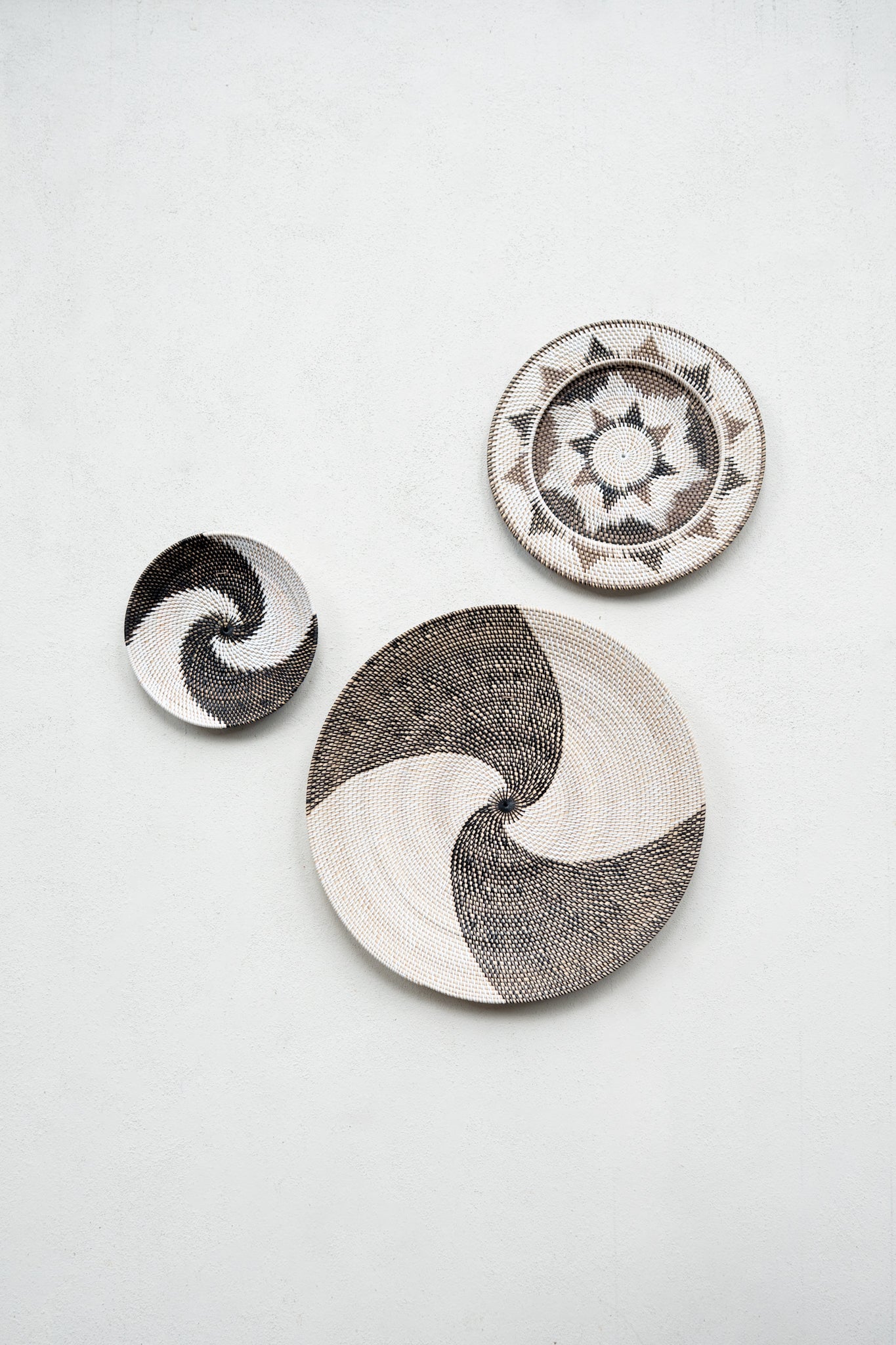 Midori wall decor plates Set of 3