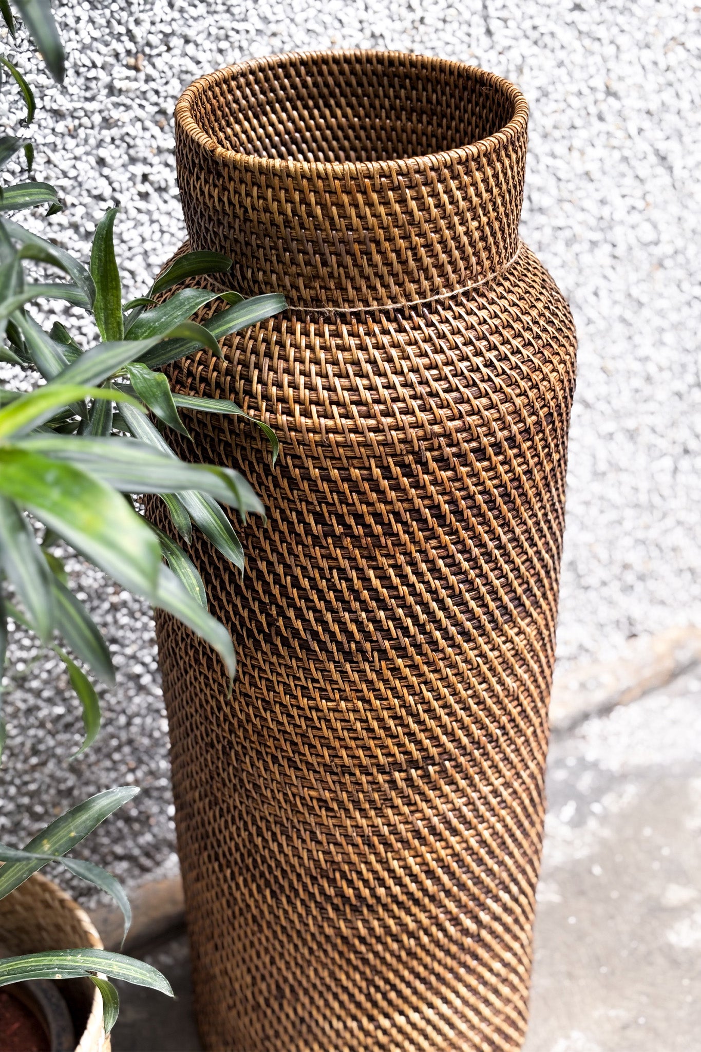 Midori Rattan Vase M