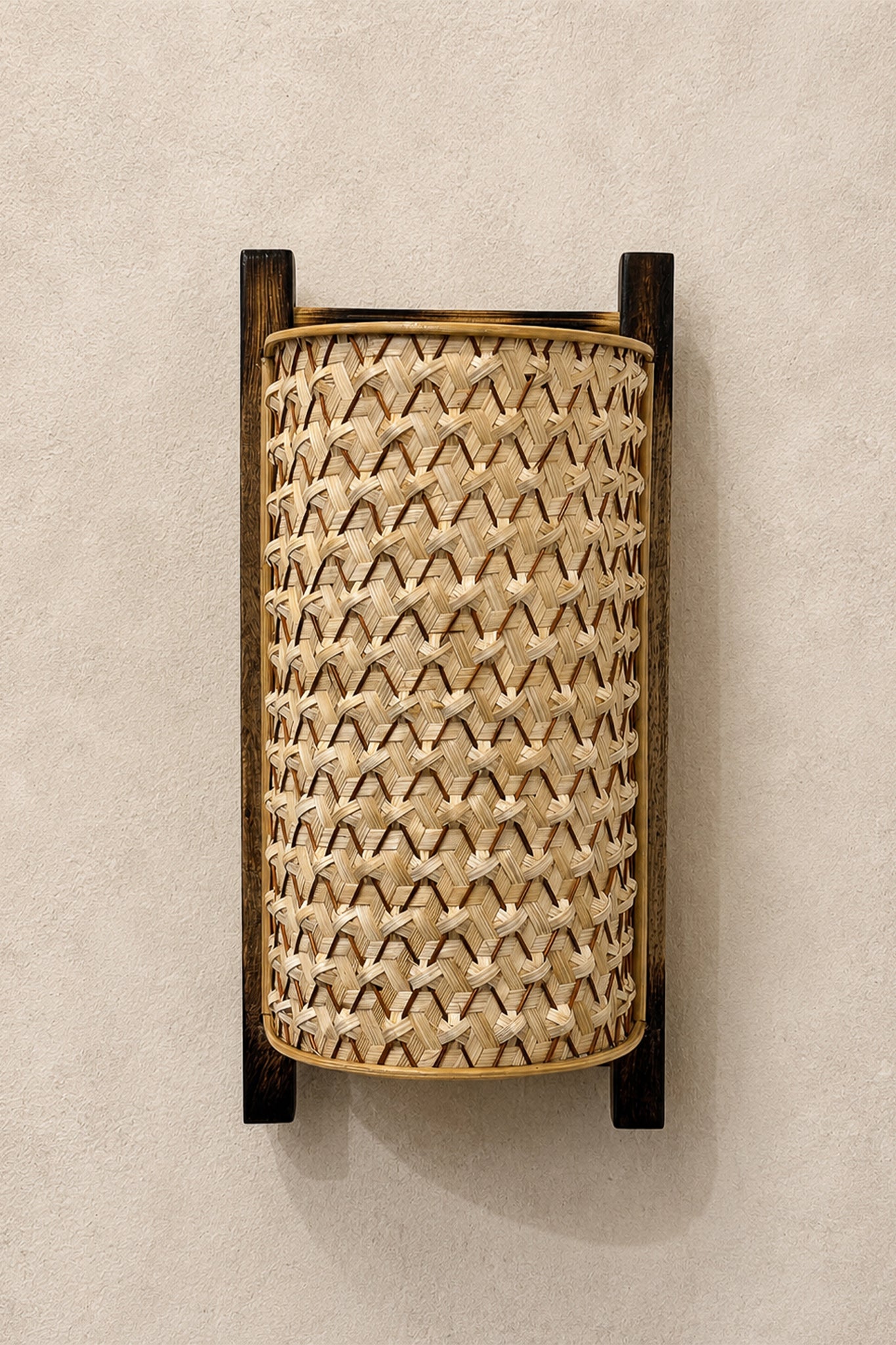 Urav Pineapple Wall Shade Natural with Brown Line