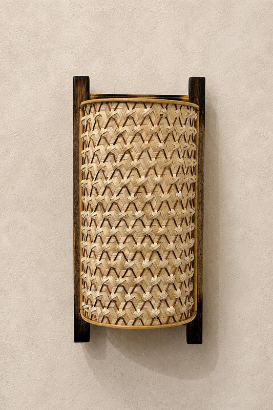 Uru Pineapple Wall Lamp Natural with Brown Line