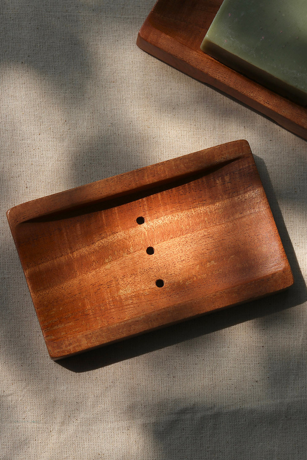 Valalai Soap Tray in Neem Wood