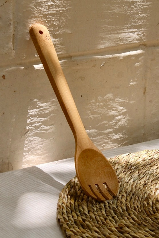 Natural Salad Server Set in Bamboo