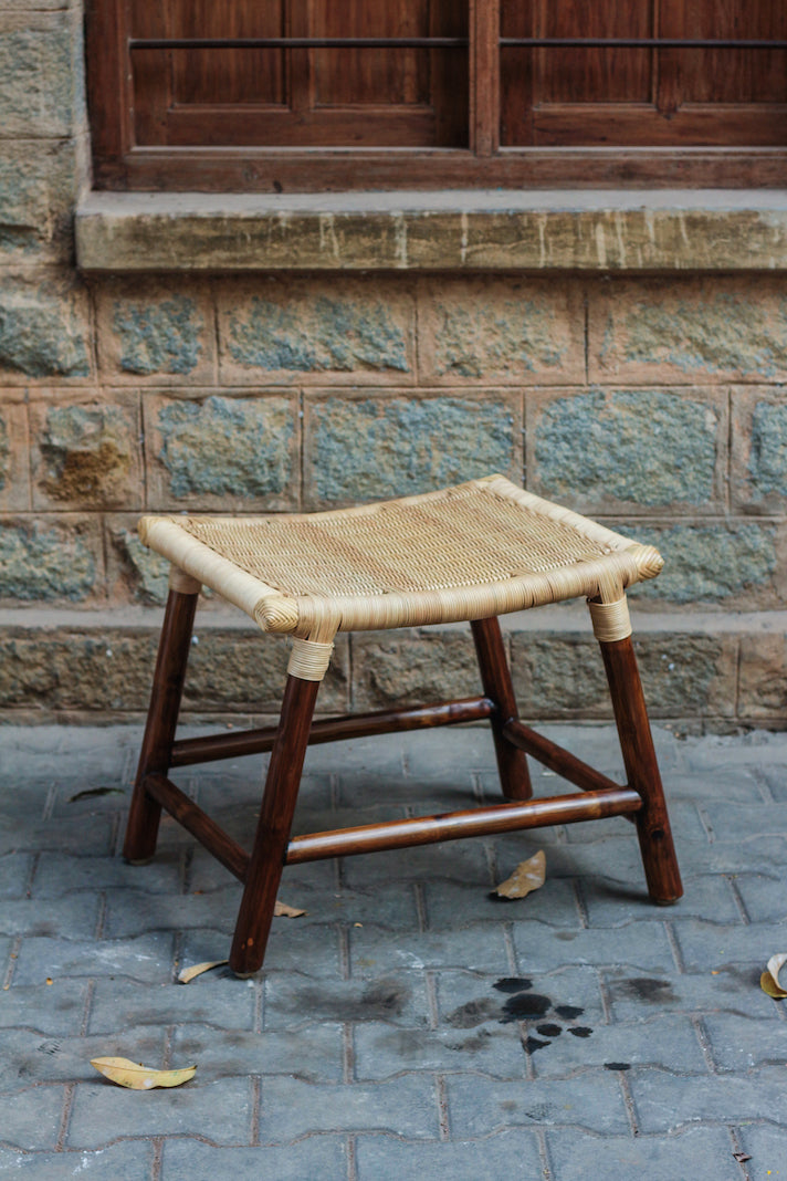 Meehkoe Half Stool XL (Walnut)