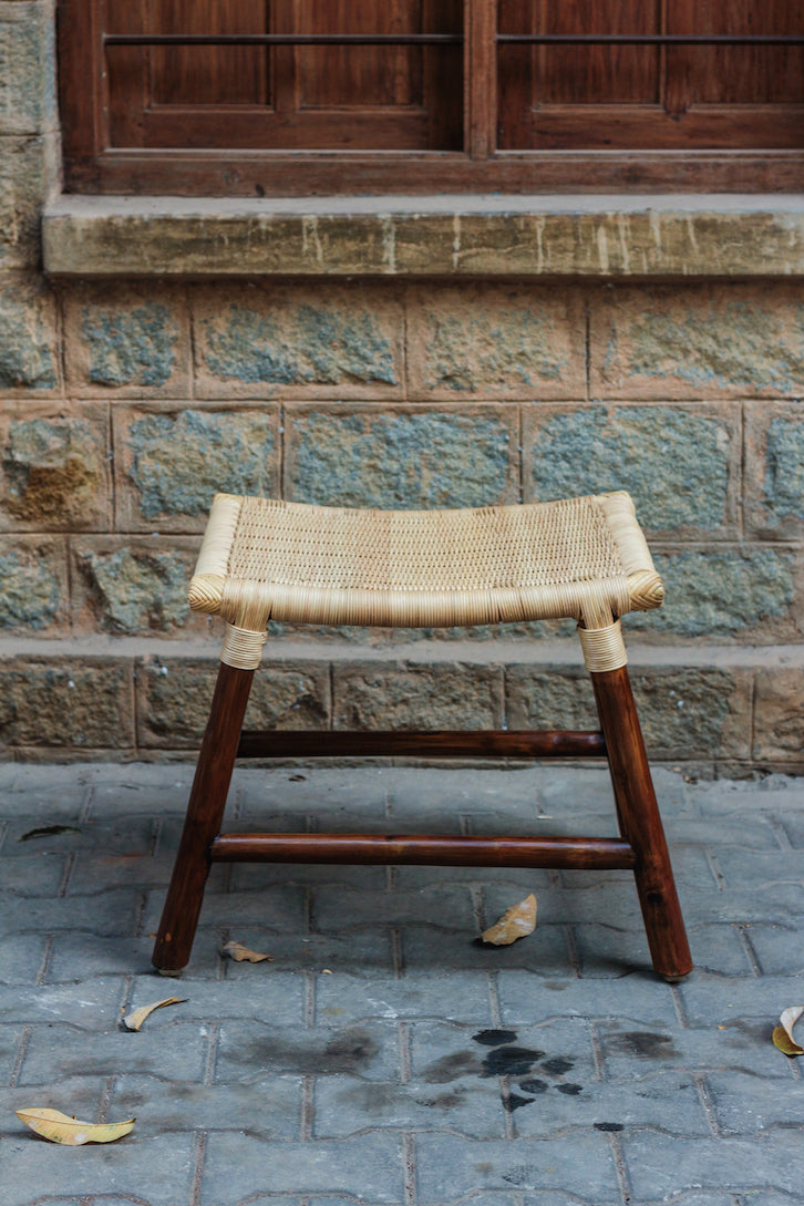 Meehkoe Half Stool XL (Walnut)